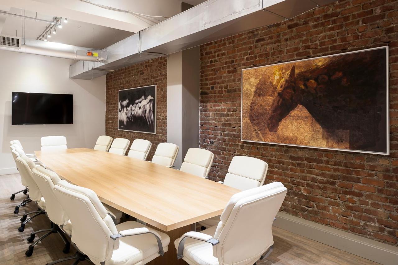 The Executive Loft At The Holland Hotel Μόντρεαλ Εξωτερικό φωτογραφία